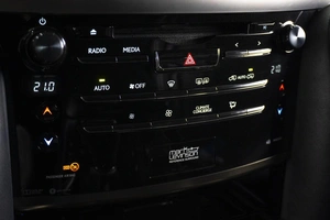 Внедорожник Lexus LX 2021 года, 12000000 рублей, Омск