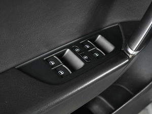 Внедорожник Volkswagen Touareg 2015 года, 2569000 рублей, Аксай