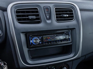 Хетчбэк Renault Sandero Stepway 2015 года, 920000 рублей, Краснодар