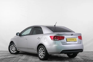 Седан Kia Cerato 2010 года, 699000 рублей, Кемерово