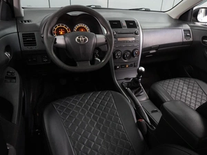 Седан Toyota Corolla 2010 года, 1219000 рублей, Воронеж