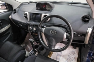 Хетчбэк Toyota Ist 2005 года, 499000 рублей, Новокузнецк