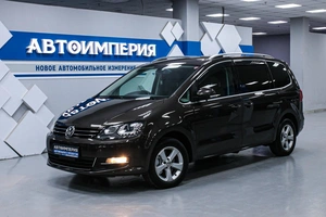 Минивэн Volkswagen Sharan 2015 года, 1398000 рублей, Солонцы