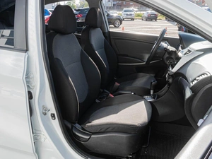 Седан Hyundai Solaris 2013 года, 988000 рублей, Краснодар