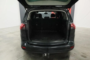 Минивэн Opel Zafira 2013 года, 1000000 рублей, Курск