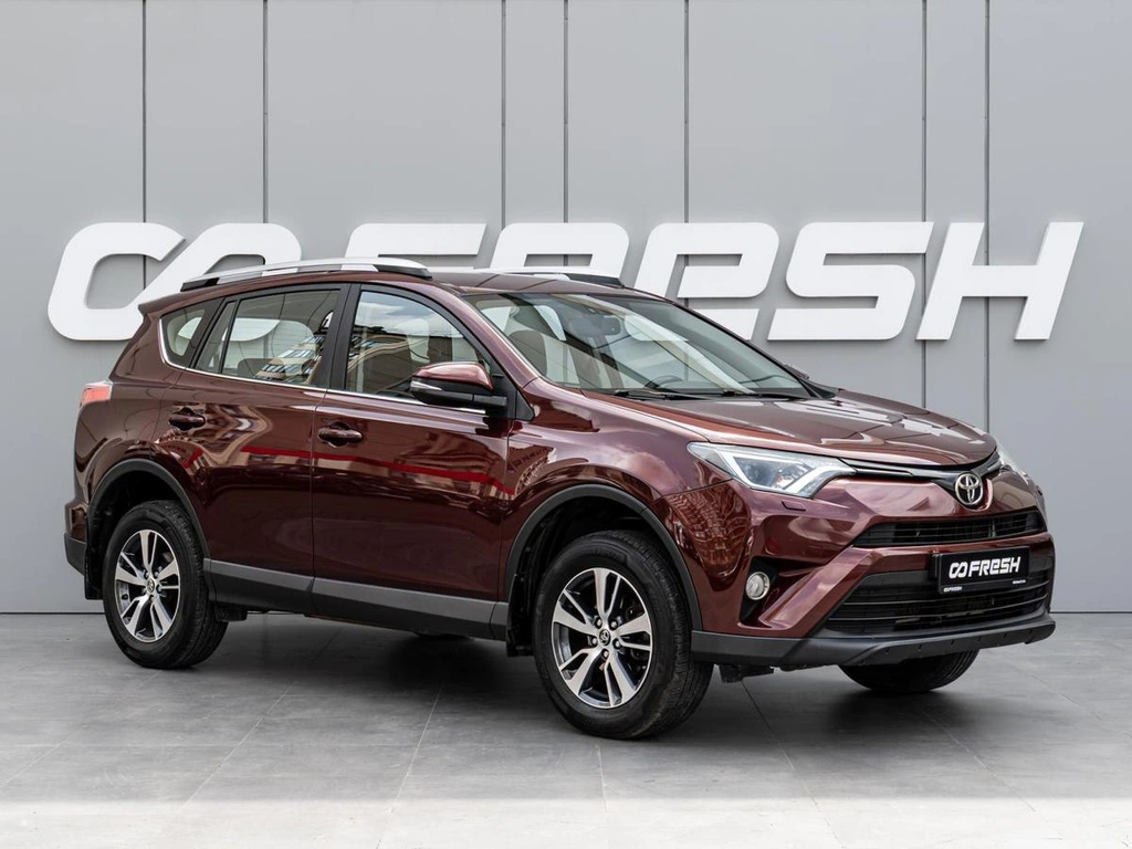 Внедорожник Toyota RAV4 2017 года, 2270000 рублей, Краснодар
