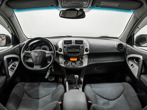 Внедорожник Toyota RAV4 2010 года, 1590000 рублей, Красноярск