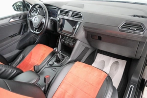 Внедорожник Volkswagen Tiguan 2019 года, 3099000 рублей, Красноярск