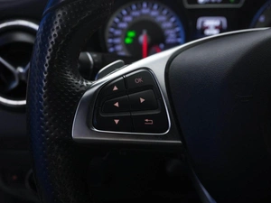 Седан Mercedes-benz CLA-класс 2015 года, 1899055 рублей, Москва