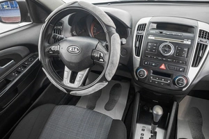 Универсал Kia Ceed 2011 года, 999000 рублей, Барнаул