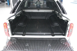 Пикап Nissan Navara 2013 года, 2098000 рублей, Солонцы