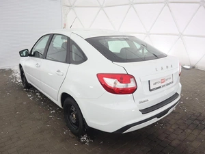 Седан ВАЗ (LADA) Granta 2023 года, 900000 рублей, Орёл