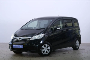 Минивэн Honda Freed 2013 года, 1189000 рублей, Омск