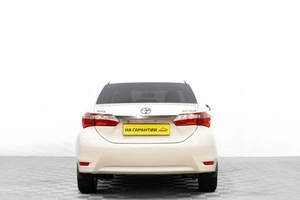 Седан Toyota Corolla 2013 года, 1349000 рублей, Барнаул