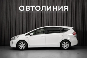 Универсал Toyota Prius Alpha 2015 года, 1300000 рублей, Красноярск