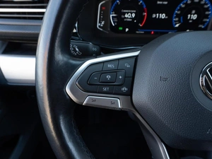 Минивэн Volkswagen Multivan 2020 года, 6399000 рублей, Саратов