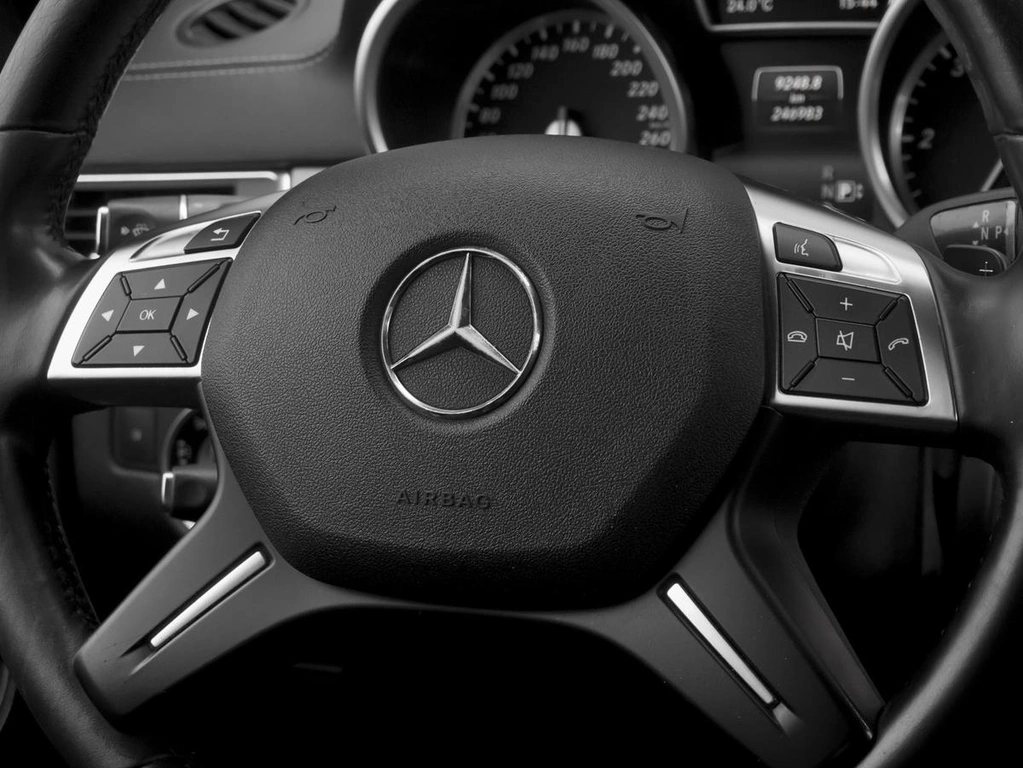 Фото