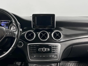 Седан Mercedes-benz CLA-класс 2014 года, 1659900 рублей, Казань