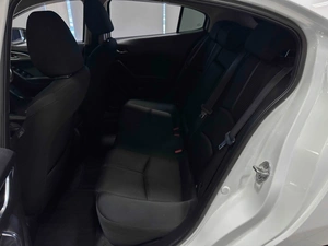 Хетчбэк Mazda Axela 2016 года, 1347000 рублей, Красноярск