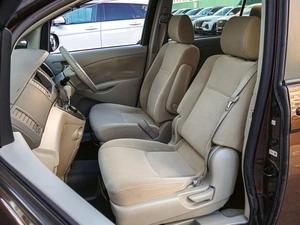 Минивэн Toyota Isis 2015 года, 1190000 рублей, Краснодар