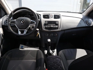 Седан Renault Logan 2021 года, 1200000 рублей, Железногорск
