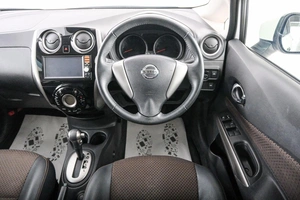 Хетчбэк Nissan Note 2015 года, 949000 рублей, Красноярск