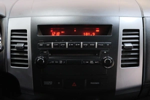 Внедорожник Mitsubishi Outlander 2011 года, 1349000 рублей, Омск