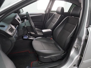 Седан Opel Astra 2010 года, 649000 рублей, Воронеж