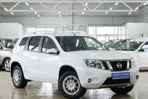 Внедорожник Nissan Terrano 2017 года, 1199000 рублей, Омск