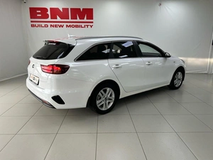 Хэтчбек Kia Ceed 2019 года, 1695000 рублей, Смоленск