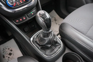 Внедорожник Opel Mokka 2012 года, 919000 рублей, Красноярск
