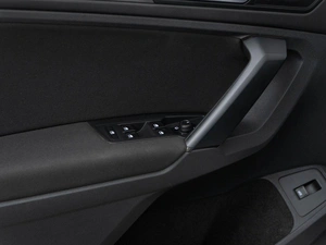 Внедорожник Volkswagen Tiguan 2019 года, 2649050 рублей, Москва