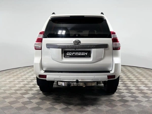 Внедорожник Toyota Land Cruiser Prado 2015 года, 3855400 рублей, Казань