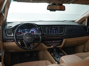 Минивэн Kia Carnival 2019 года, 3899777 рублей, Москва