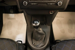 Минивэн Volkswagen Touran 2011 года, 1199000 рублей, Челябинск