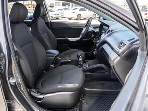 Хетчбэк Kia Rio 2015 года, 980000 рублей, Краснодар