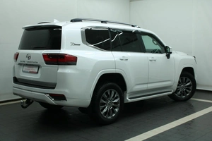 Внедорожник Toyota Land Cruiser 2021 года, 9700000 рублей, Красноярск