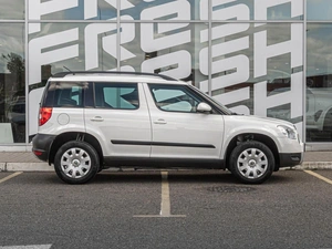 Внедорожник Skoda Yeti 2013 года, 1430000 рублей, Краснодар