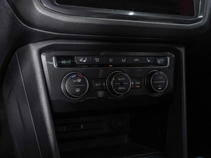 Внедорожник Volkswagen Tiguan 2017 года, 2699000 рублей, Ростов-на-Дону