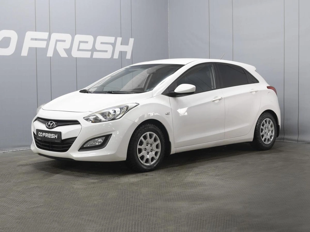 Хетчбэк Hyundai i30 2012 года, 970000 рублей, Омск