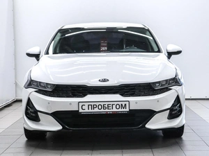 Седан Kia K5 2020 года, 2500000 рублей, Красноярск