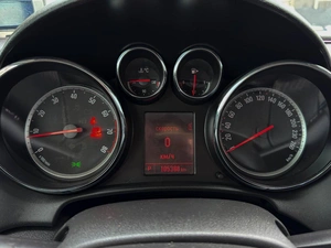 Хетчбэк Opel Astra 2012 года, 899000 рублей, Кропоткин