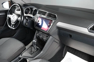 Внедорожник Volkswagen Tiguan 2019 года, 2159000 рублей, Тюмень