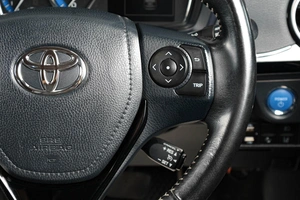 Универсал Toyota Corolla Fielder 2018 года, 1539000 рублей, Тюмень