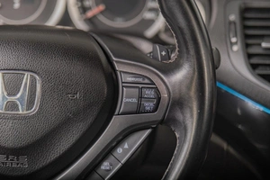 Седан Honda Accord 2011 года, 1689000 рублей, Томск