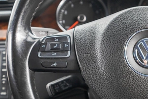 Универсал Volkswagen Passat 2012 года, 999000 рублей, Барнаул