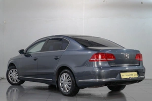 Седан Volkswagen Passat 2011 года, 1099000 рублей, Челябинск