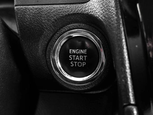 Седан Toyota Camry 2012 года, 1499000 рублей, Кирилловка