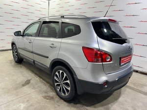 Внедорожник Nissan Qashqai+2 2009 года, 1100000 рублей, Красноярск