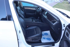 Седан Hyundai Genesis 2015 года, 2095000 рублей, Мирное